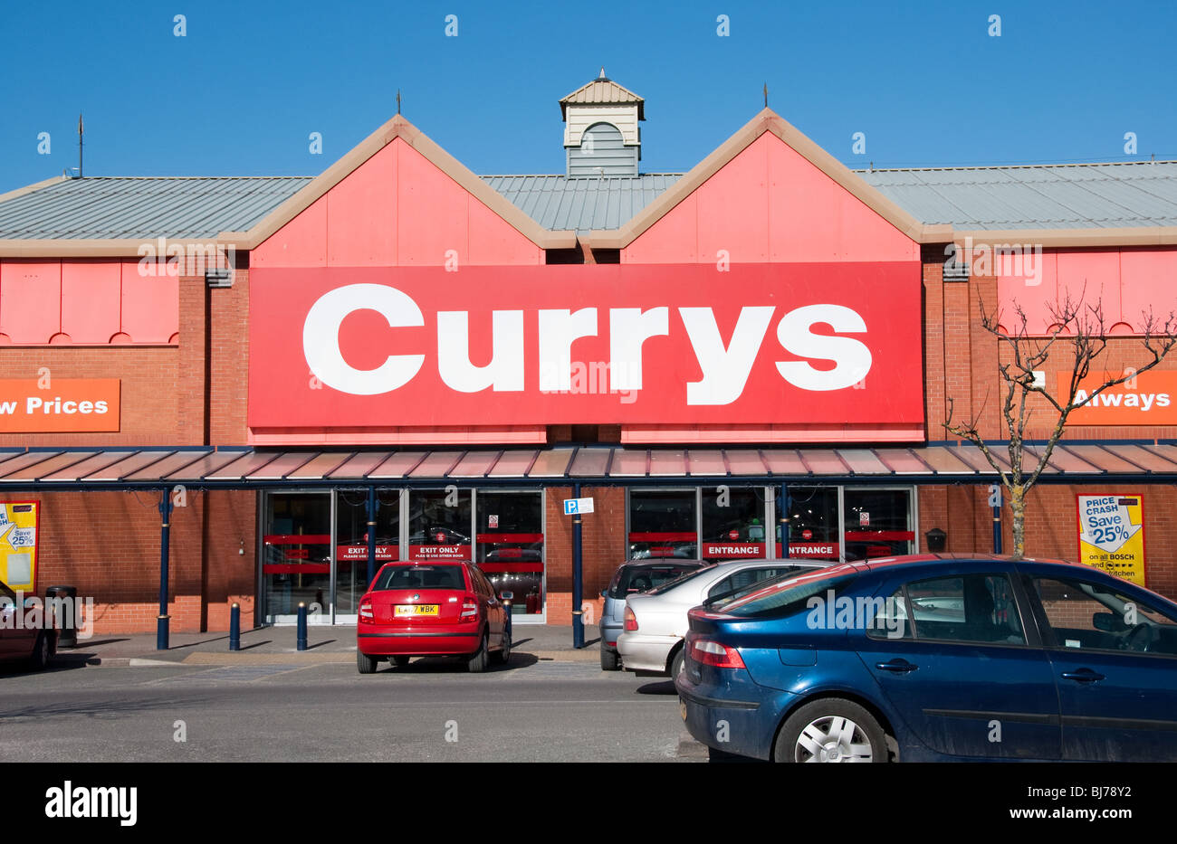 Currys electrical store front Stock Photo Alamy