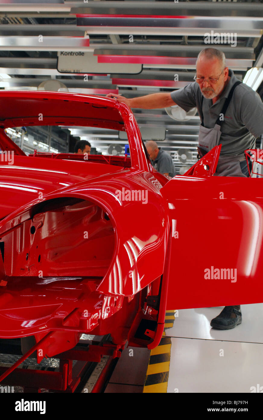 Porsche car hood open hires stock photography and images Alamy