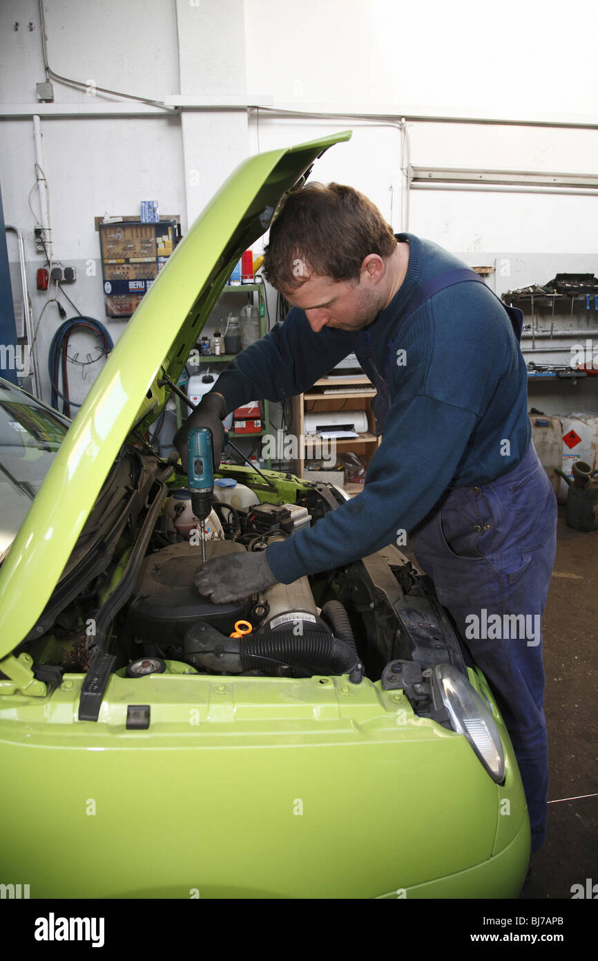 Auto repair, Kiel, Germany Stock Photo Alamy