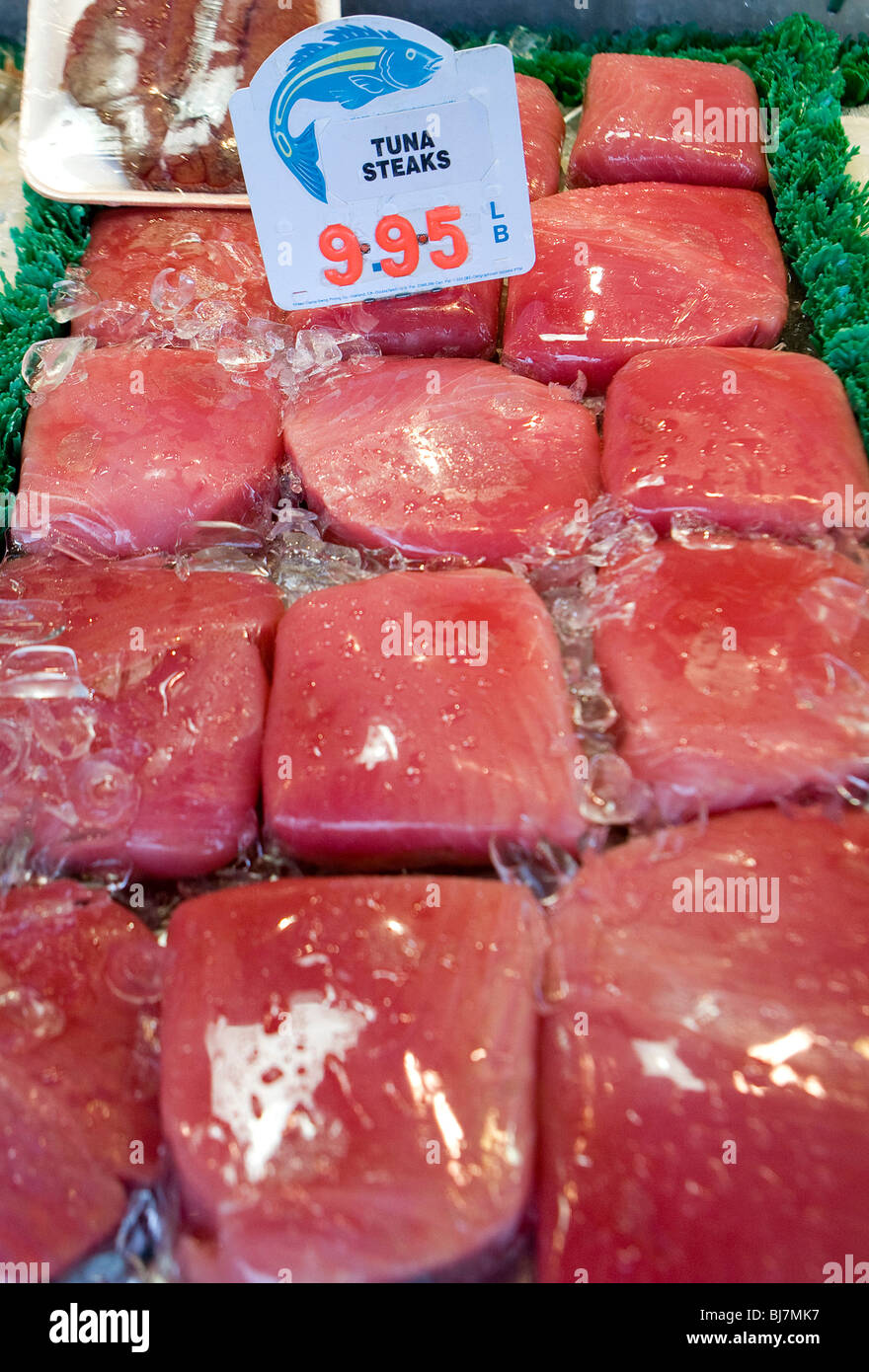 Tuna steaks on sale at a fish market Stock Photo Alamy