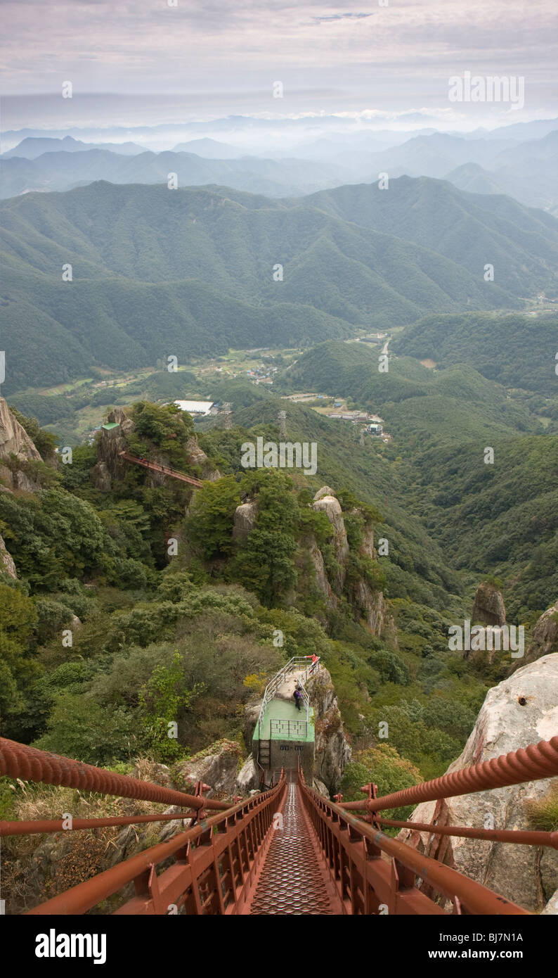 Looking down the Samseon Stairway, Daedunsan Provincial Park, South Korea Stock Photo