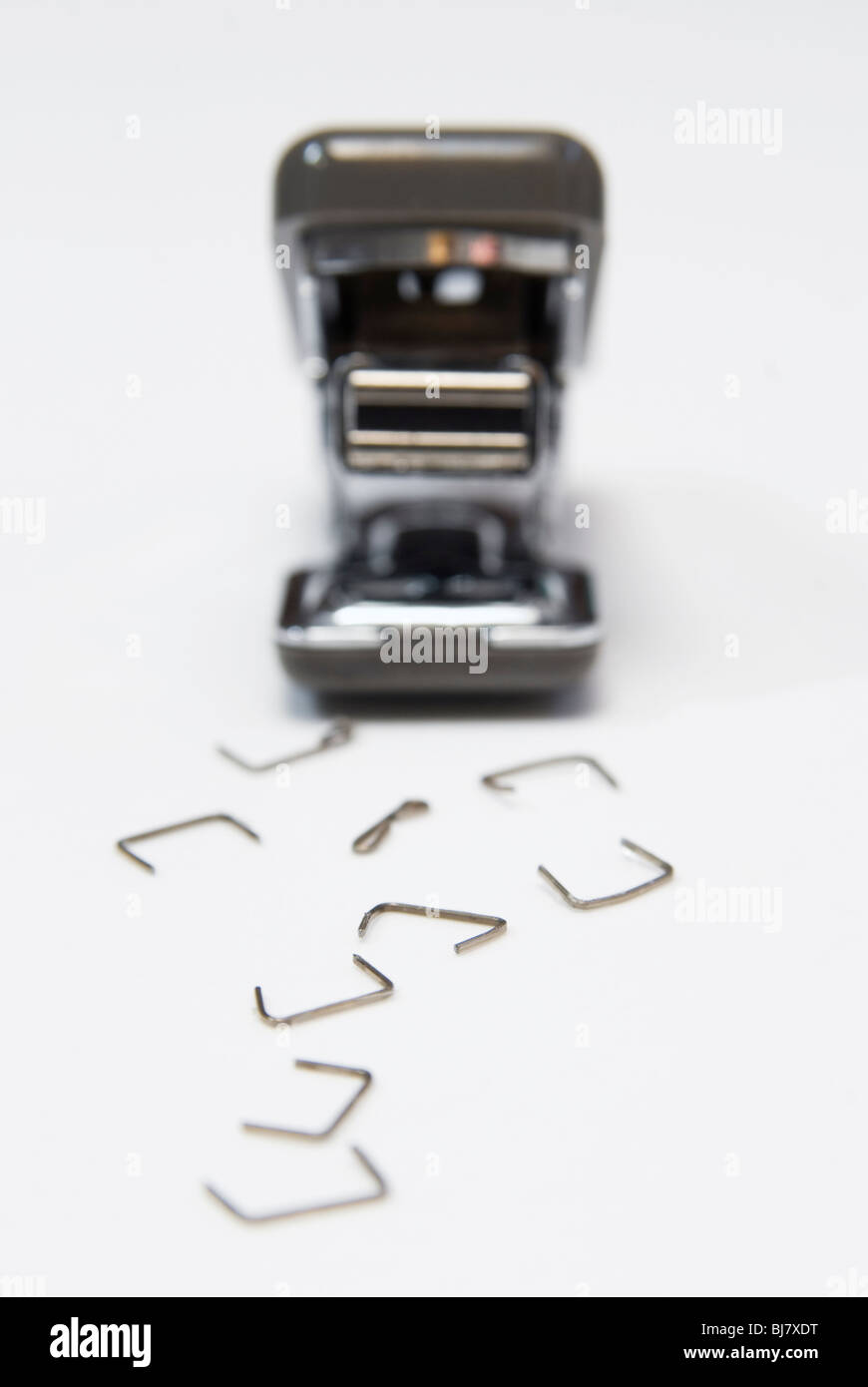 stapler and staples Stock Photo Alamy