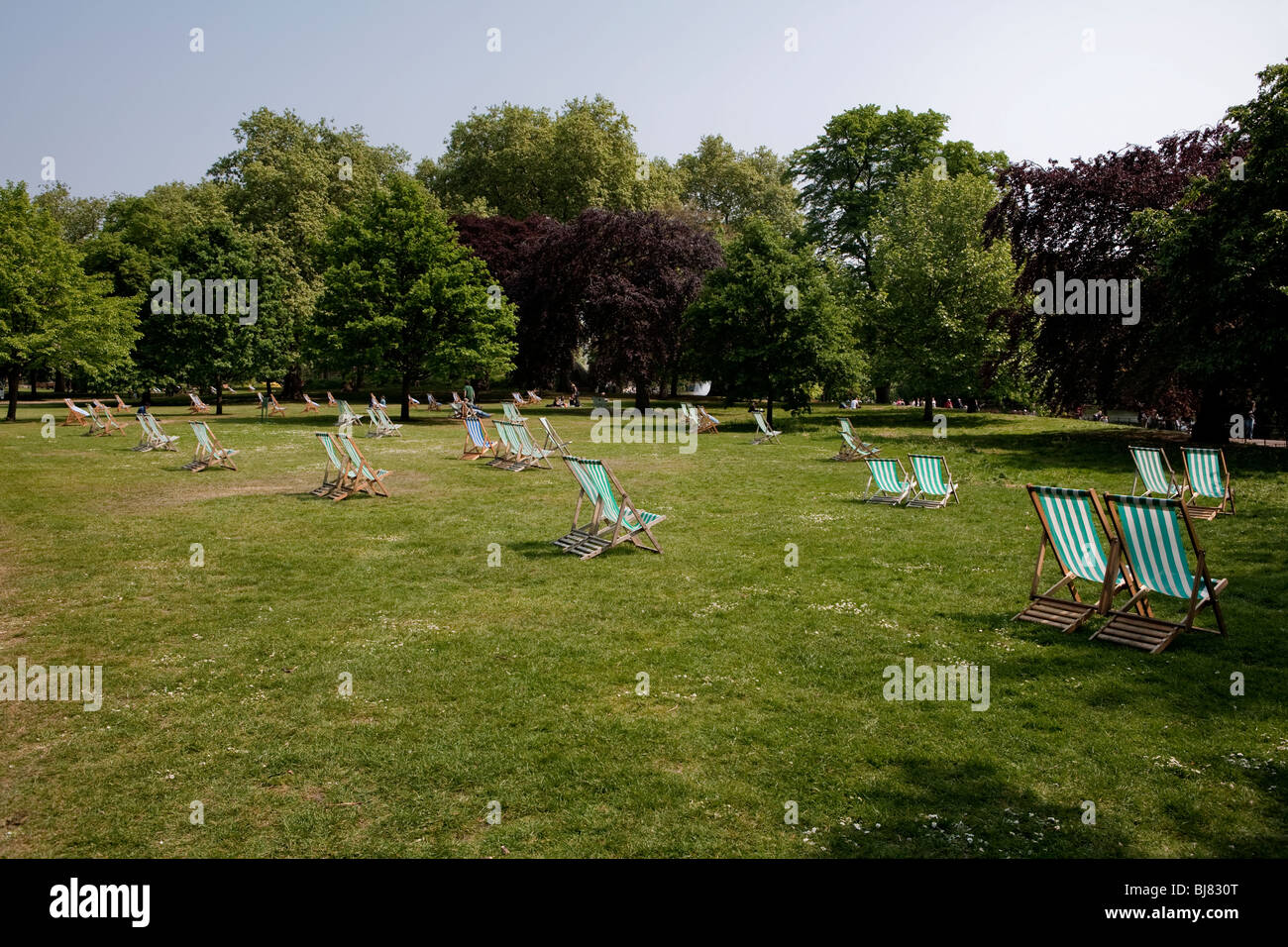 Funny deck chairs hi-res stock photography and images - Alamy