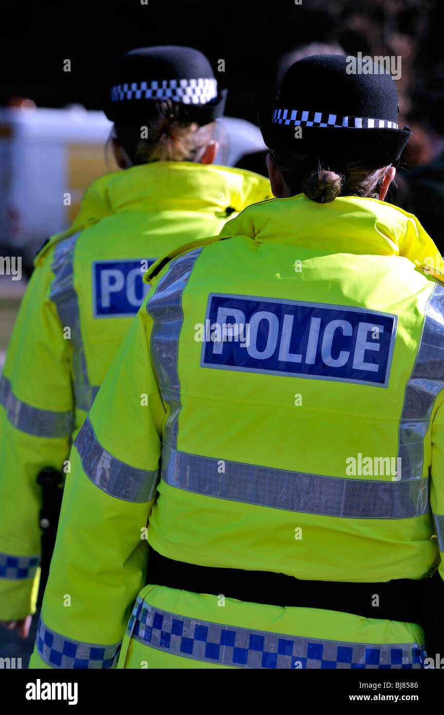 Scottish police hi-res stock photography and images - Alamy