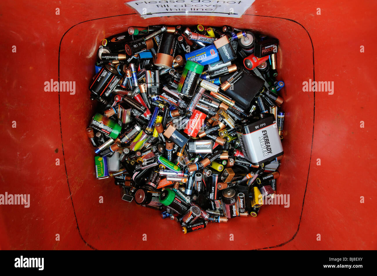 Recycle batteries hires stock photography and images Alamy