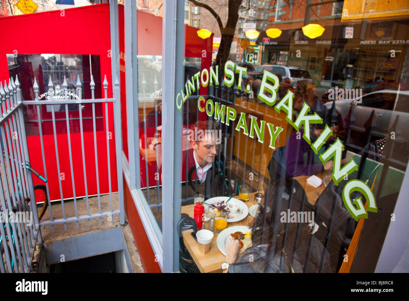Brunch at Clinton St Baking Company in the Lower East Side, Manhattan, New York Stock Photo