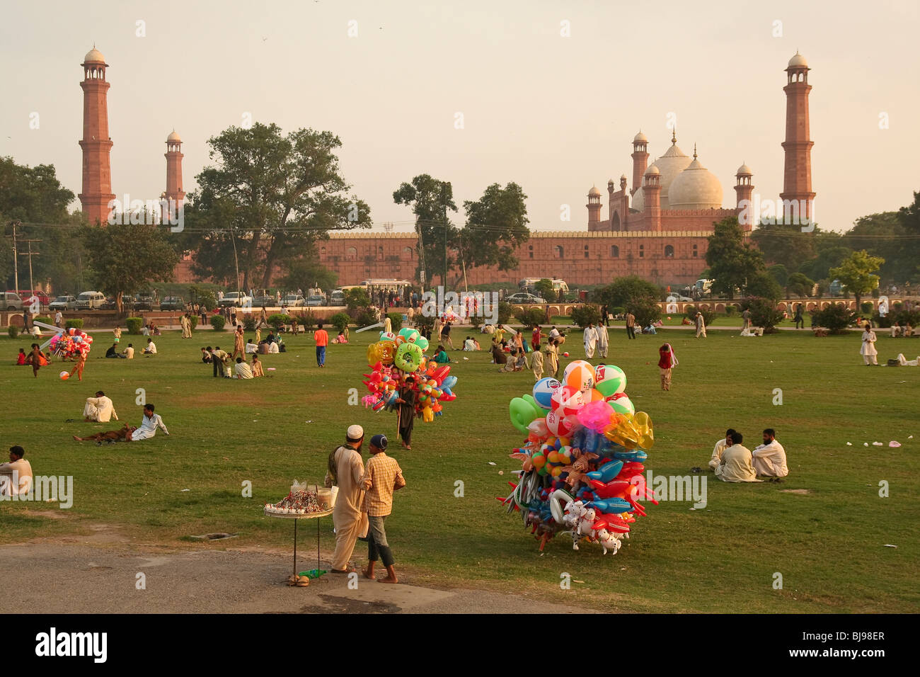 Badshahi Mosque Iqbal Park Lahore Pakistan Punjab Stock Photo Alamy