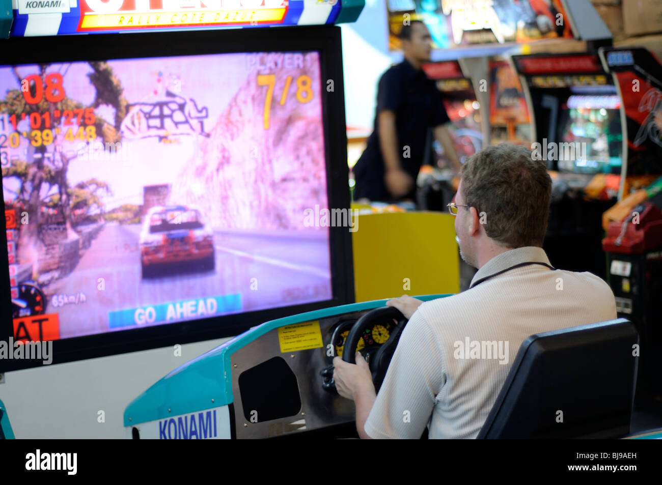 Man playing game mall kuta hi-res stock photography and images - Alamy