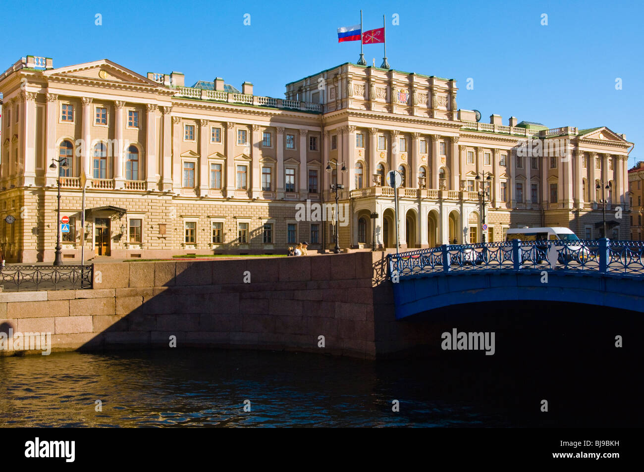 The Blue Bridge and Mariinsky Palace (now used by city administration), St Isaac's Square, St Petersburg, Russia Stock Photo