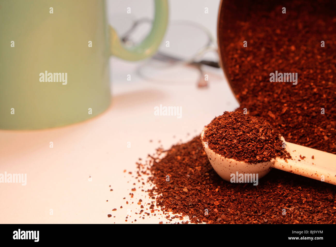 Rich ground roast coffee start hires stock photography and images Alamy