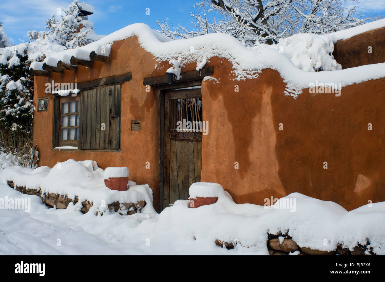 Adobe homes in winter hires stock photography and images Alamy