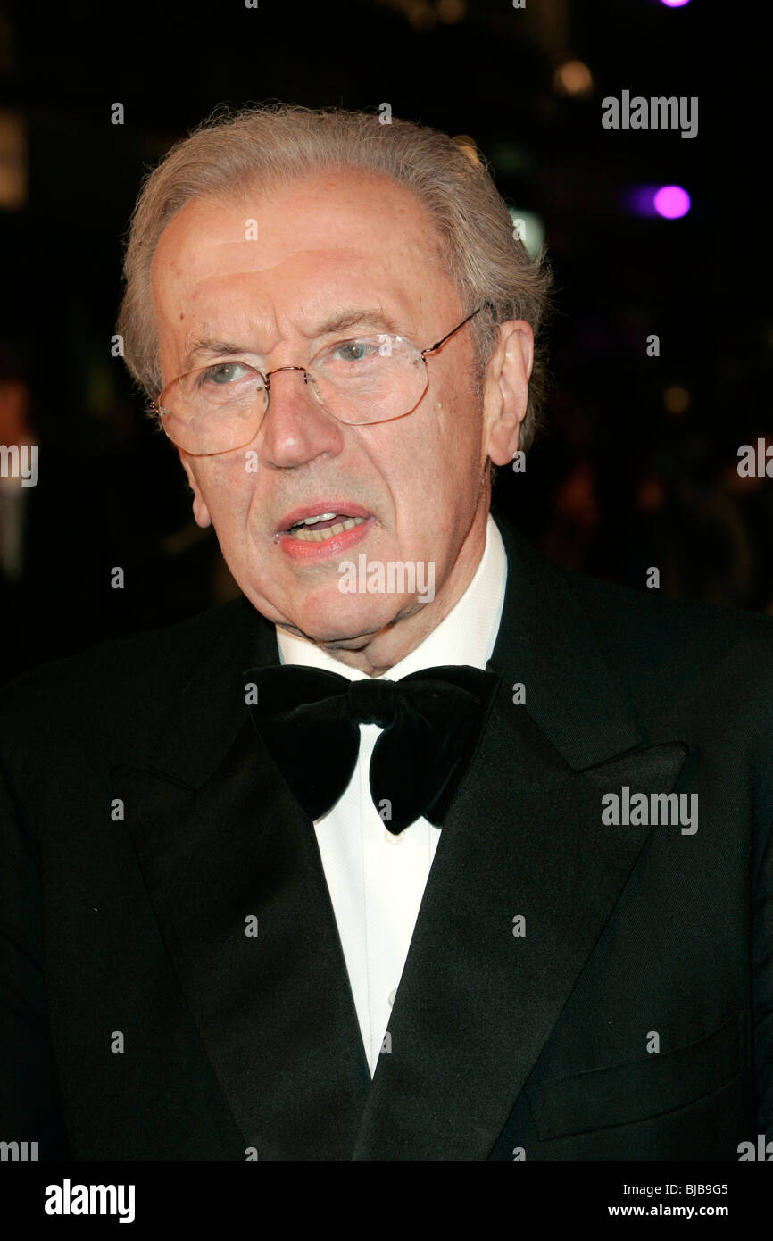 SIR DAVID FROST FROST/NIXON FILM PREMIERE ODEON CINEMA WEST END LEICESTER SQUARE LONDON  ENGLAND 15 October 2008 Stock Photo