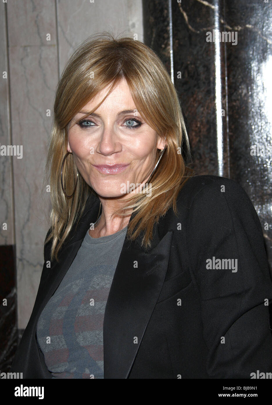 MICHELLE COLLINS CATS OPENING NIGHT PANTAGES THEATRE HOLLYWOOD LOS ANGELES CALIFORNIA USA 09 March 2010 Stock Photo