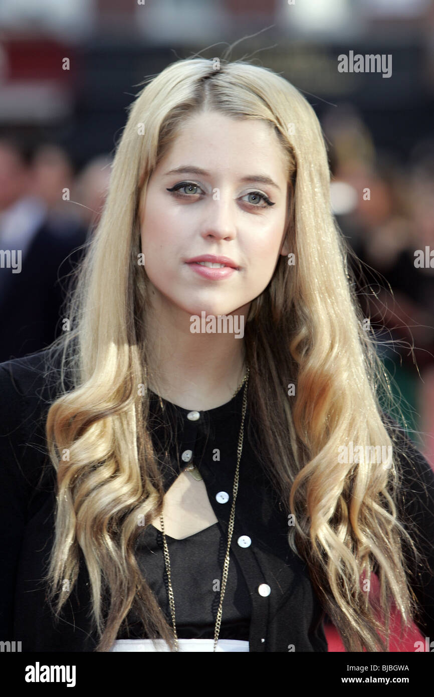 PEACHES GELDOF, 2009 Stock Photo Alamy