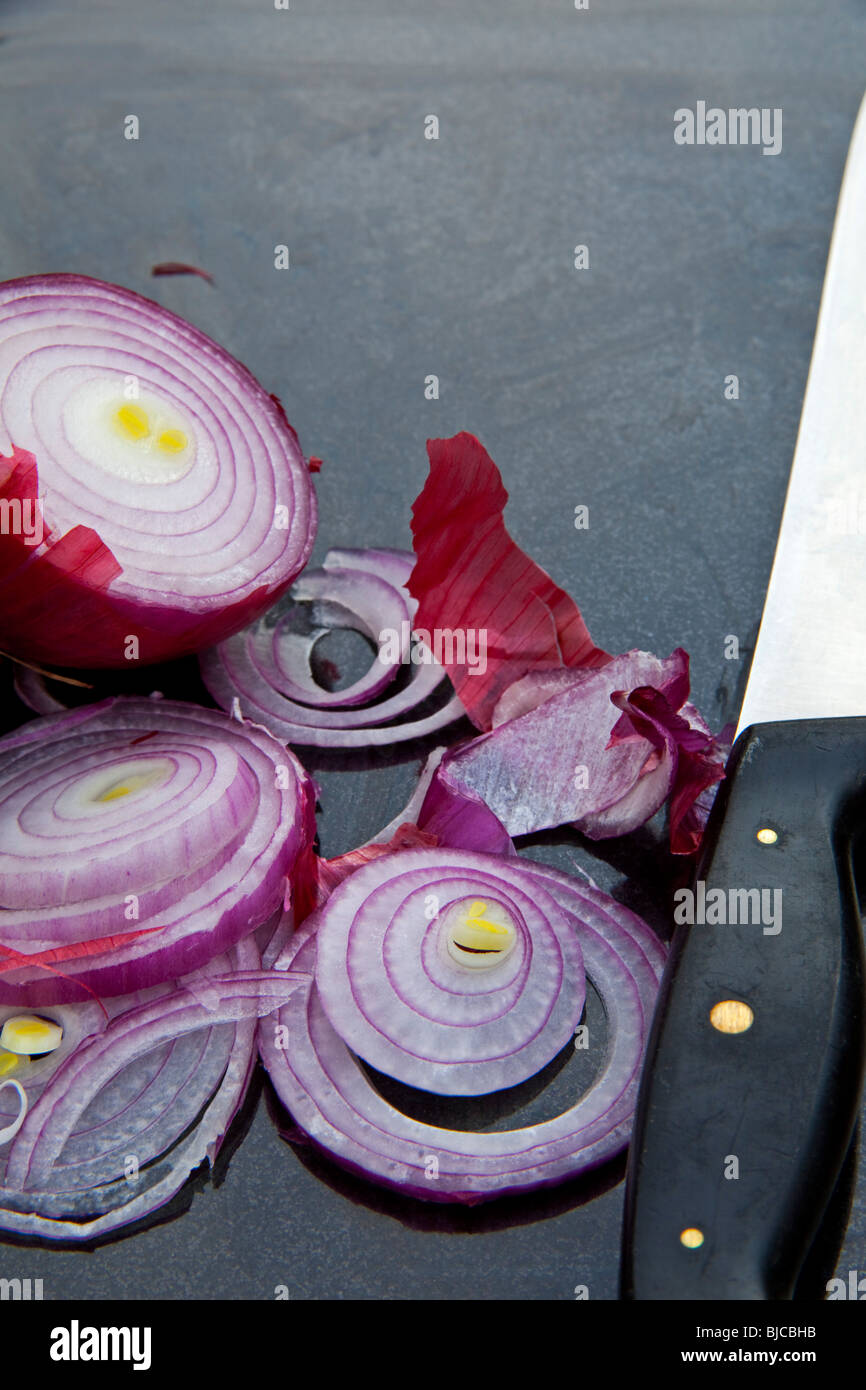 Chopped red onions hi-res stock photography and images - Alamy