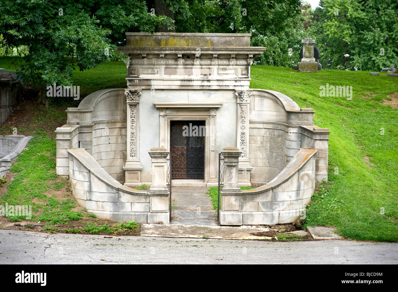 Burial Crypt High Resolution Stock Photography and Images Alamy