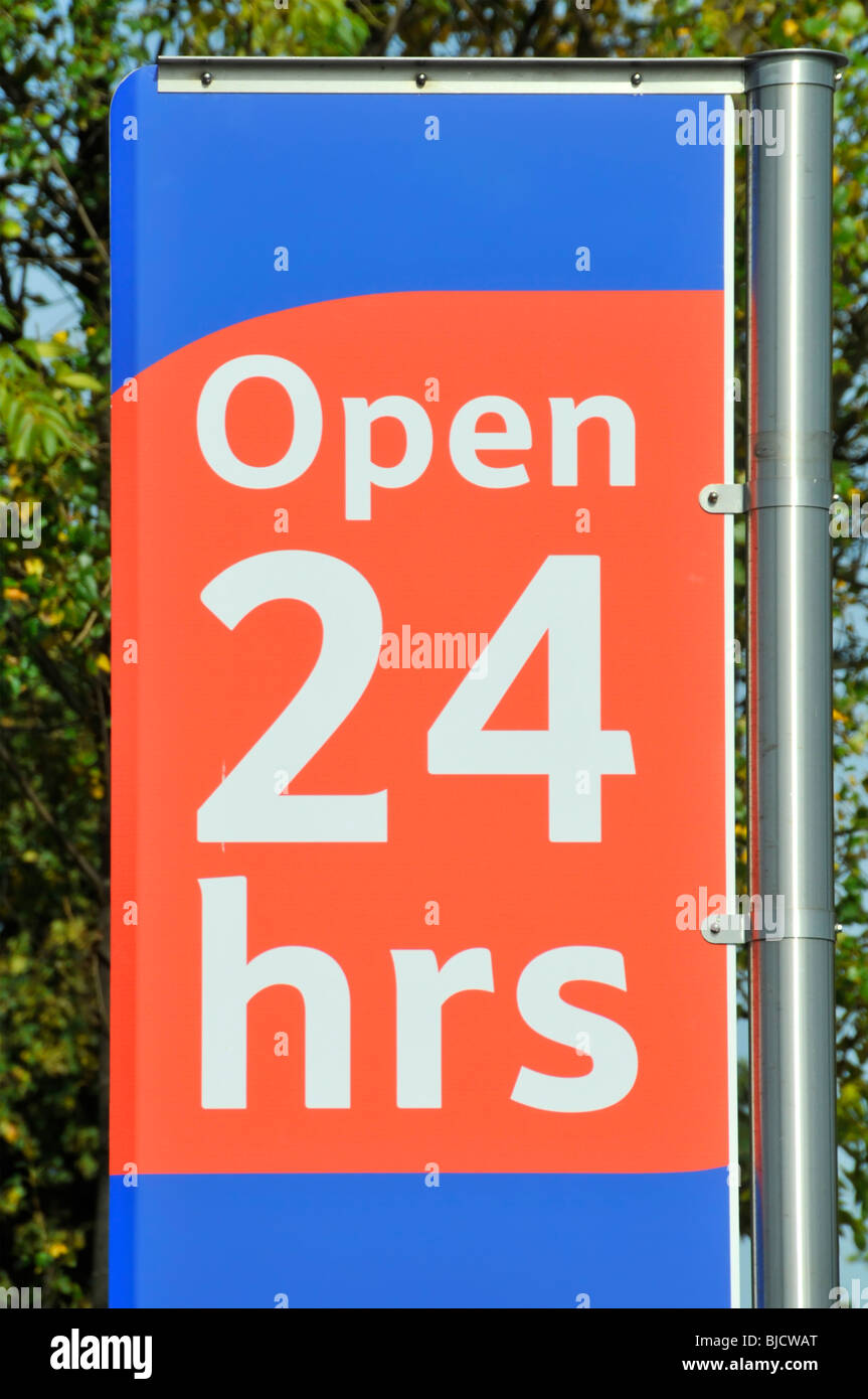 Supermarket open 24 hours sign Stock Photo
