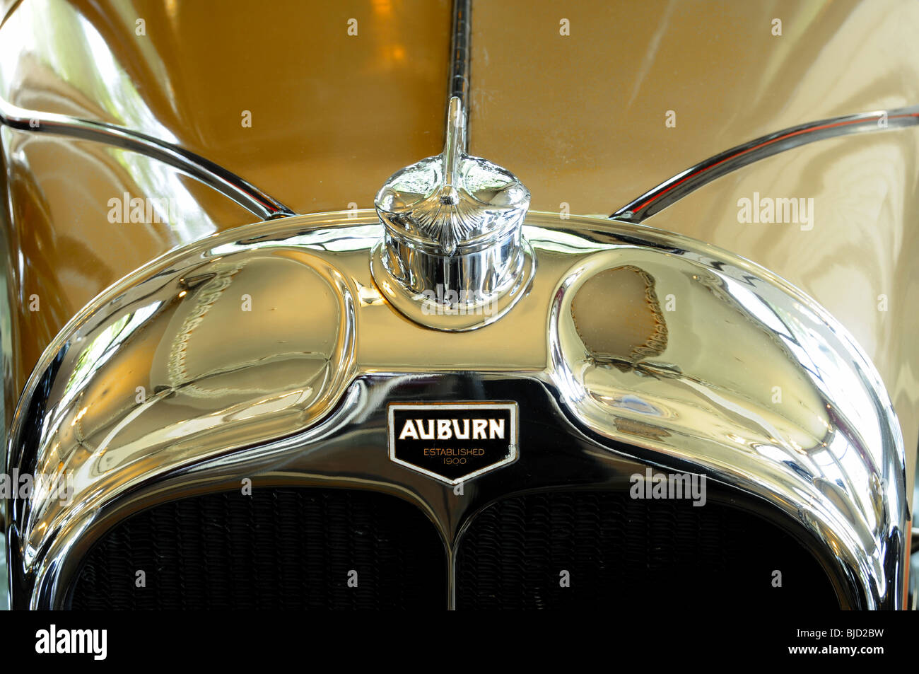 Auburn auto hi-res stock photography and images - Alamy