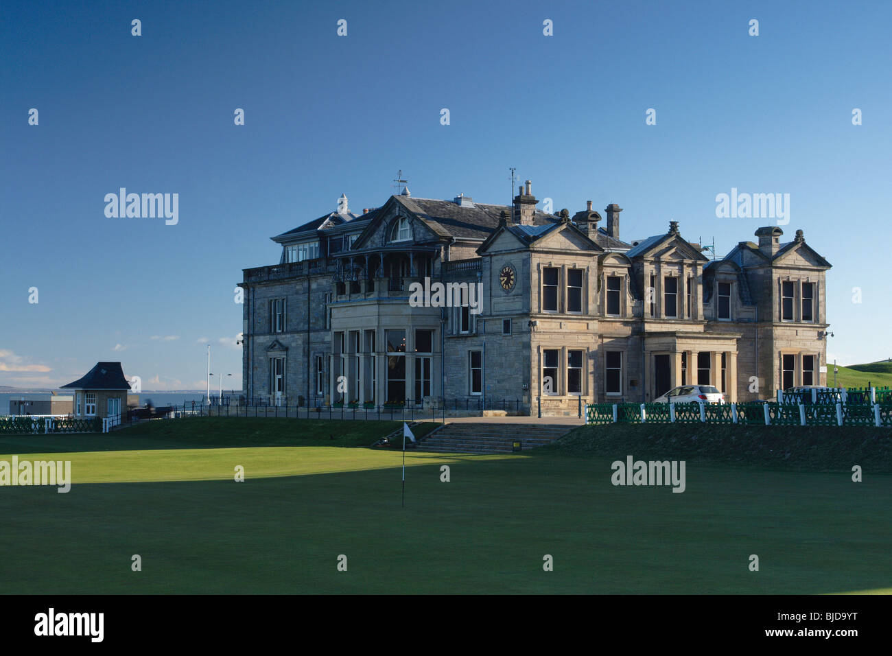 The historic 18th Green and clubhouse of St Andrews Golf Course, Fife, Scotland. St Andrews is the home of golf Stock Photo