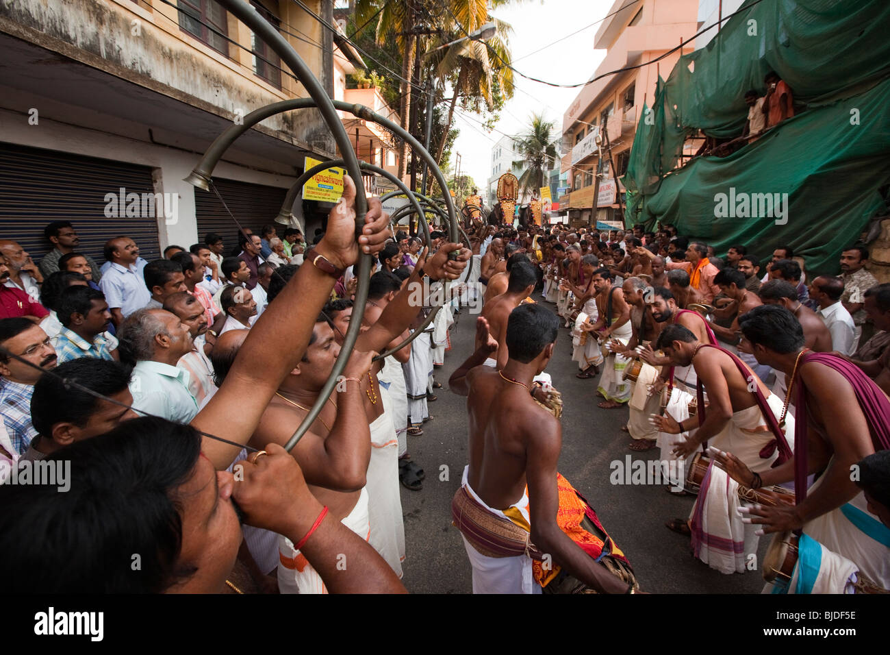 India, Kerala, Kochi, Ernakulam Uthsavom festival, Parayeduppu elephant procession, Panchavadyam orchestra Stock Photo
