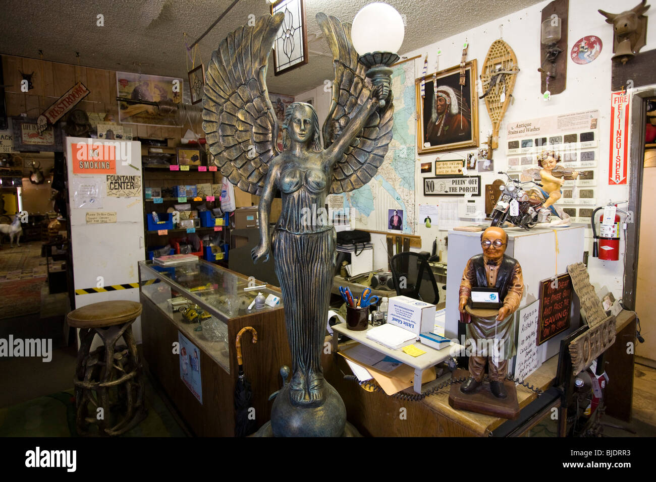 Antique Shop Hesperia California Desert USA Stock Photo Alamy