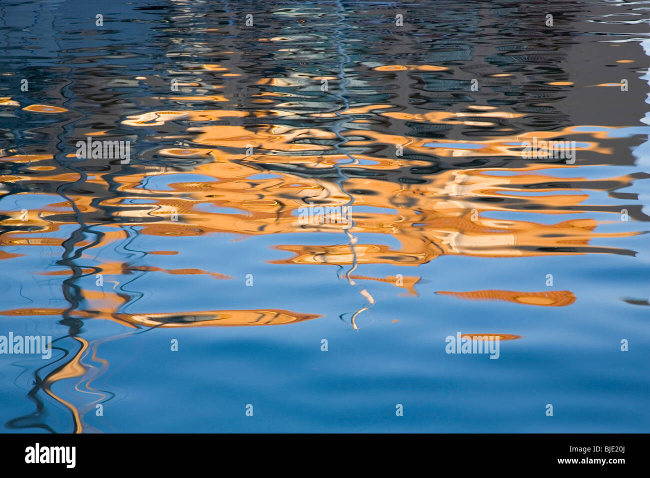 Reflections in gold hi-res stock photography and images - Alamy