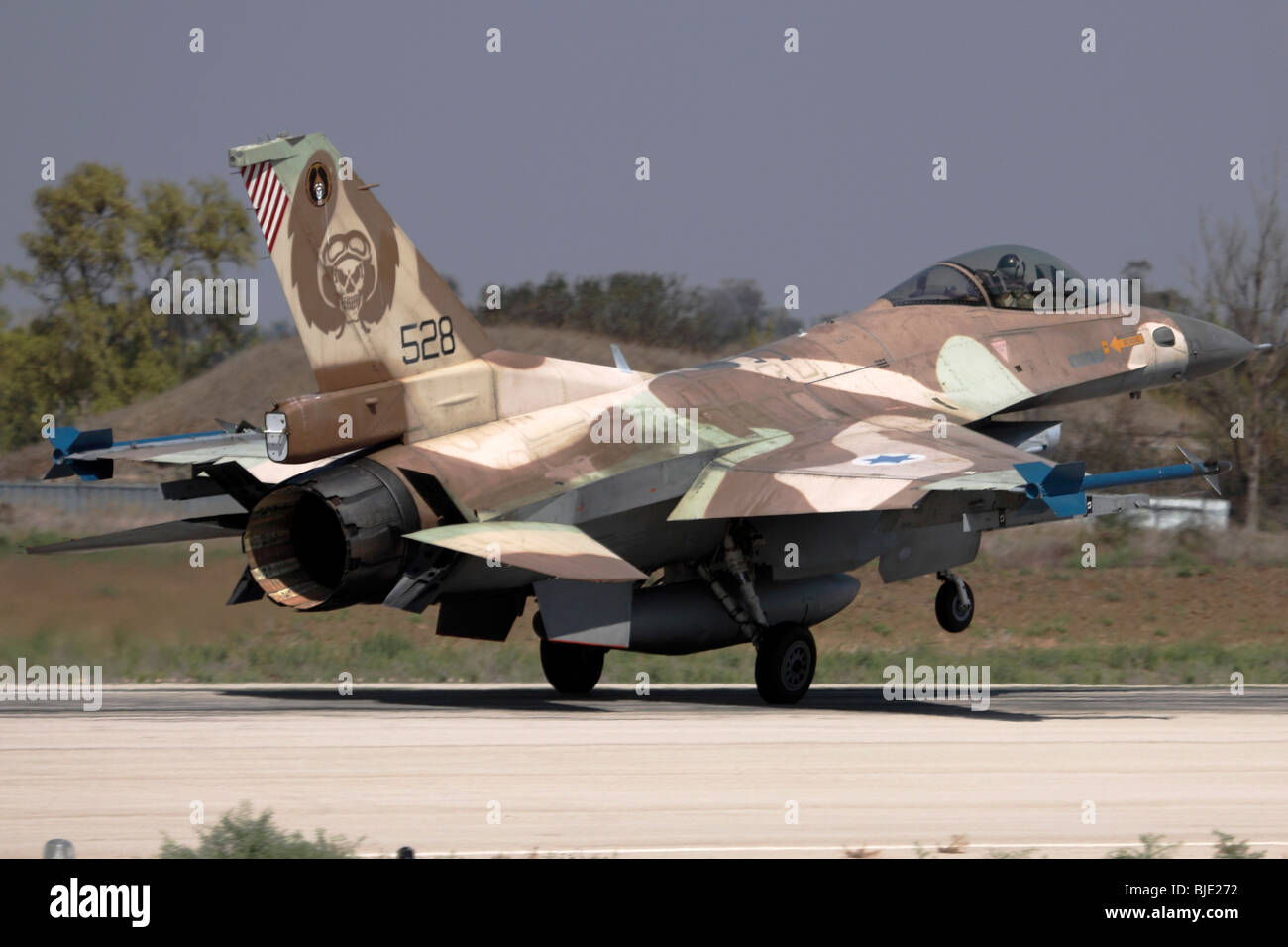 Israeli Air Force (IAF) F-16C Fighter jet at take off Stock Photo - Alamy