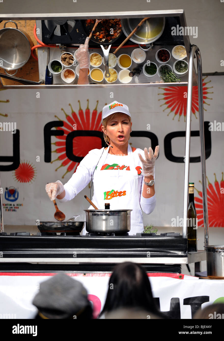 Heather Mills giving a cookery demonstration with recipes from her VBites restaurant at Brighton and Hove Food Festival Stock Photo