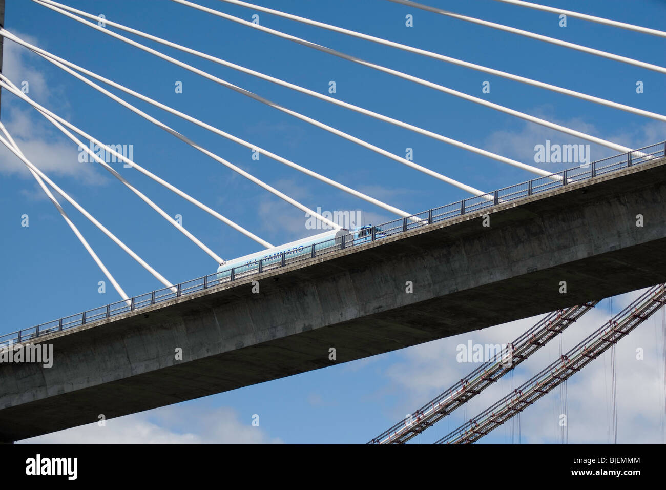PENOBSCOT NARROWS BRIDGE this cablestayed Route 1 Bridge crosses the