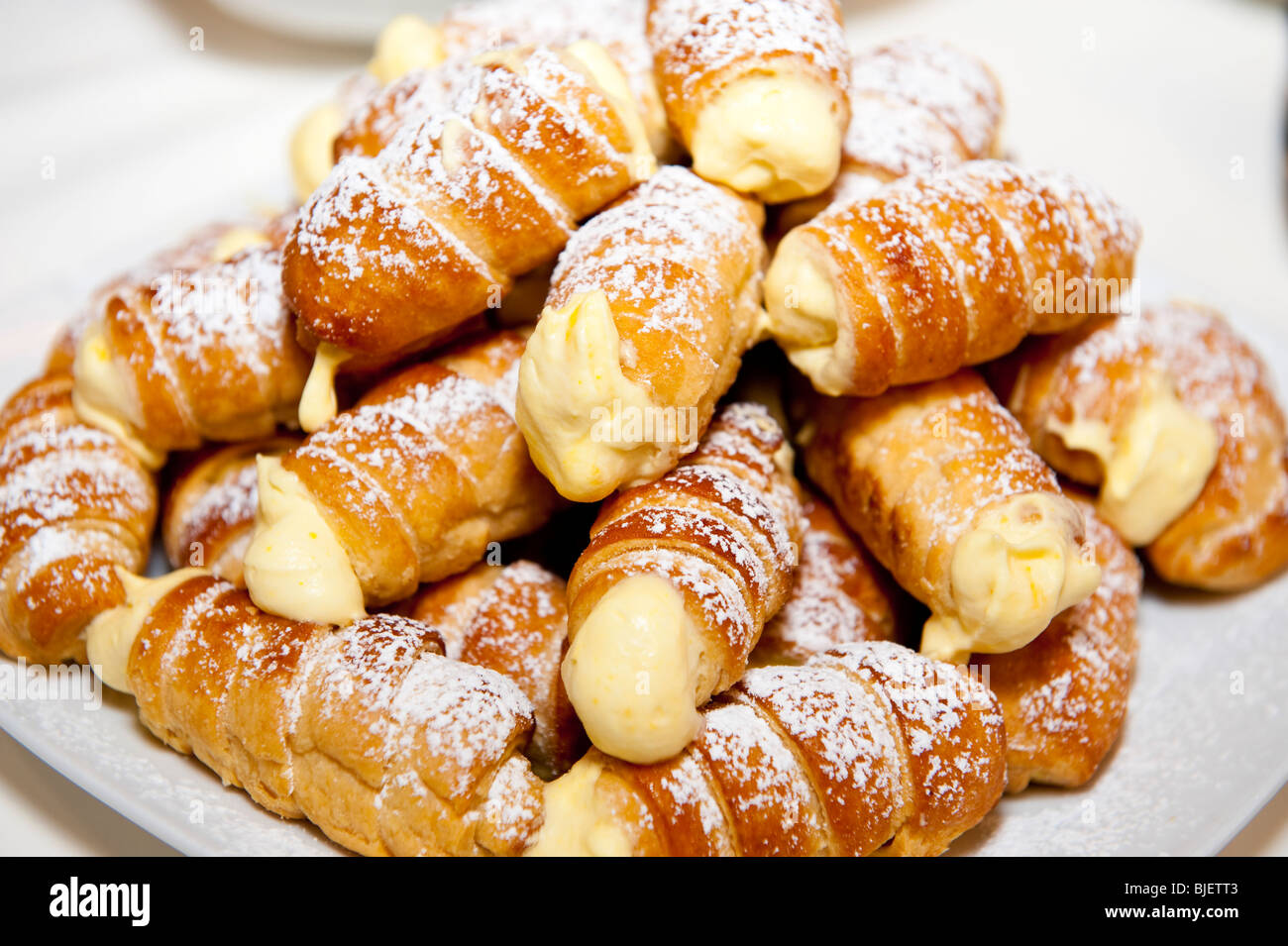 Cream horns dessert Stock Photo Alamy