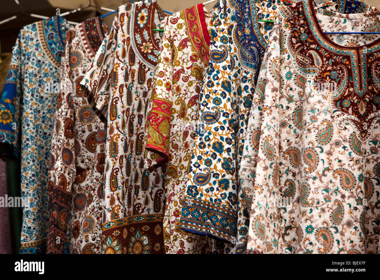 India, Kerala, Kochi, Mattancherry, Jewtown, paisley patterned cothes on display in tourist shop Stock Photo