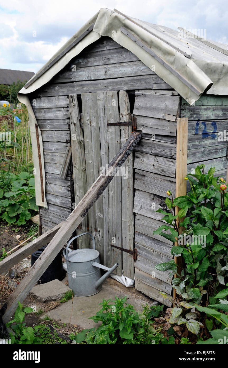 Old wooden hut or shed, Oliver Road Allotments, Leyton, Waltham Forest, East London. Stock Photo