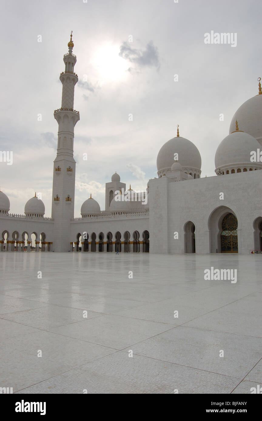 Sheikh Zayed Bin Sultan Al Nahyan Mosque, Abu Dhabi Stock Photo