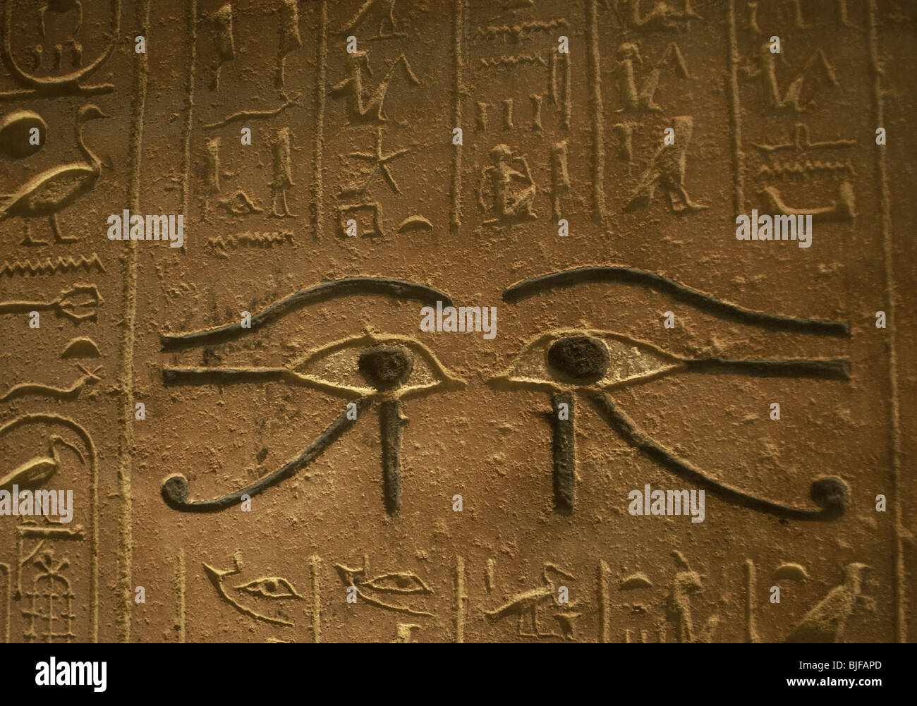 Menjeperura Tutmosis or Thutmose IV (1400-1301 b.C.) tomb. The two eyes of Horus. Valley of the Kings. Egypt. Stock Photo