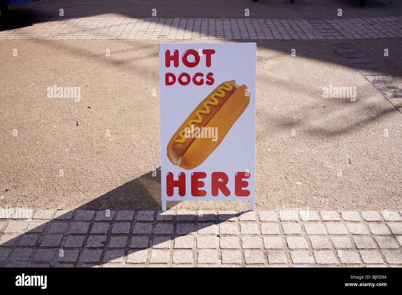 Hot Dog Sign Stock Photo - Alamy