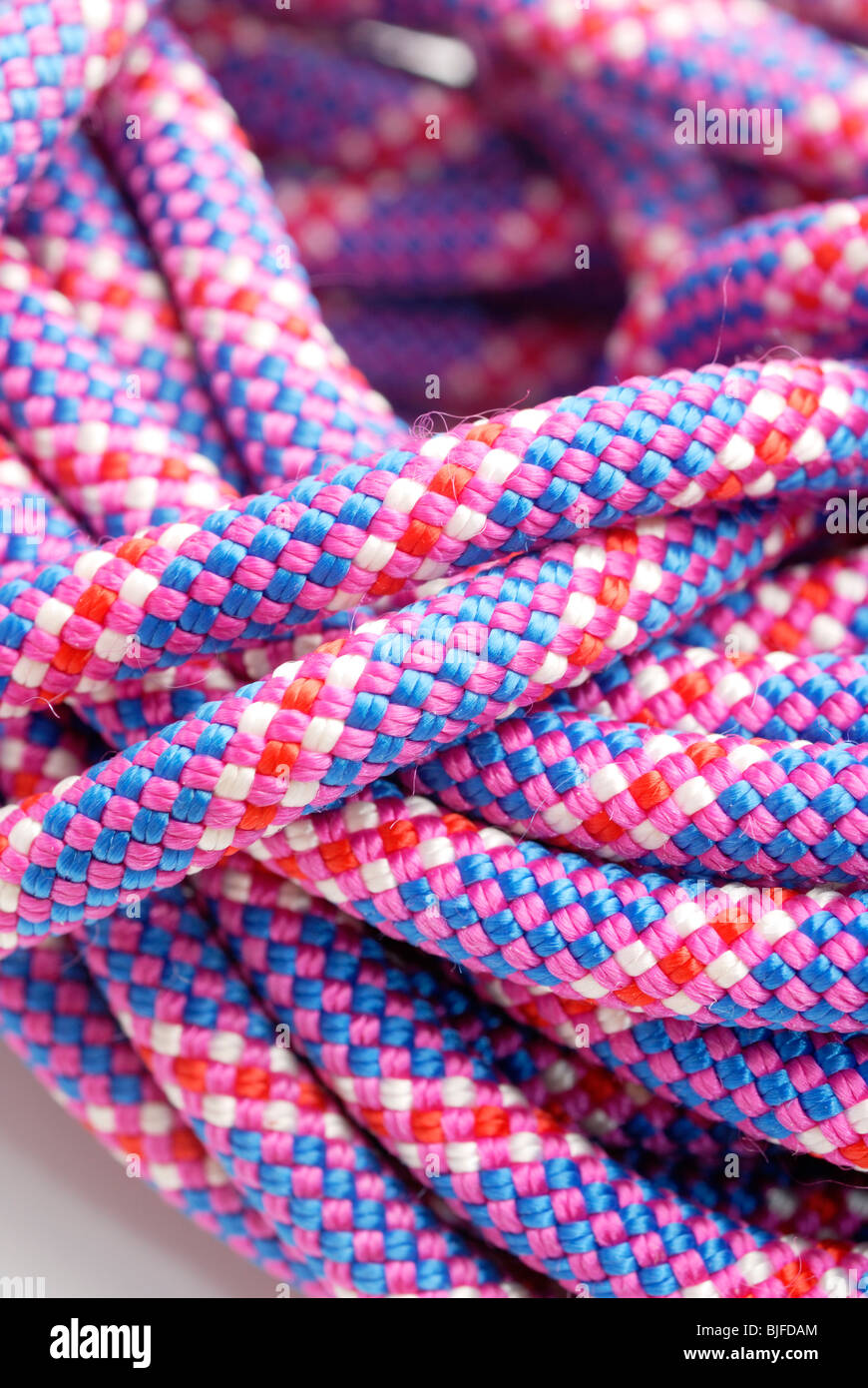 Pile of climbing rope hires stock photography and images Alamy