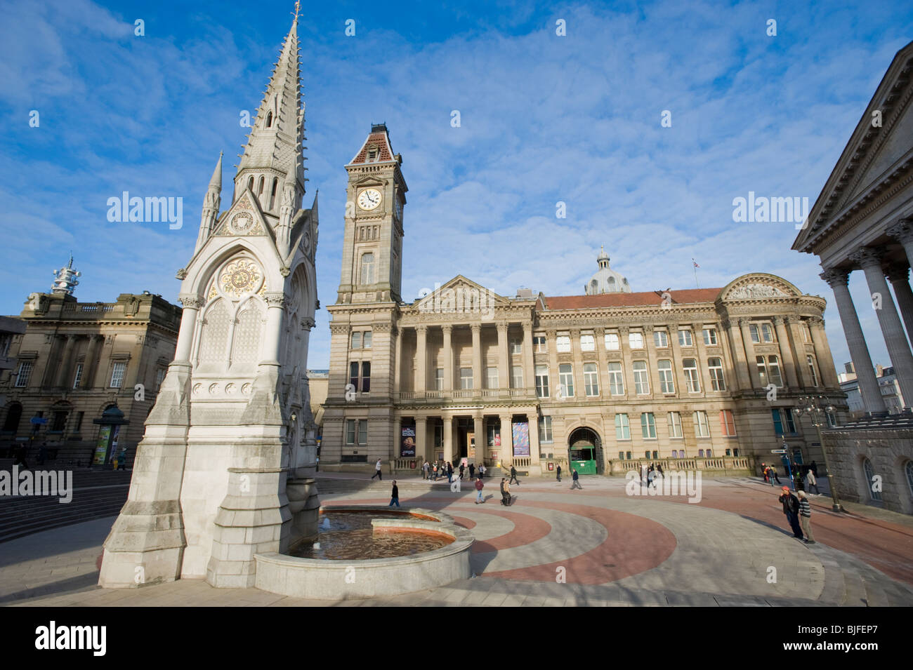 Chamberlain Square, Birmingham, England, UK. Showing the Chamberlain Memorial Fountain, the Birmingham Museum and Art Gallery. Stock Photo