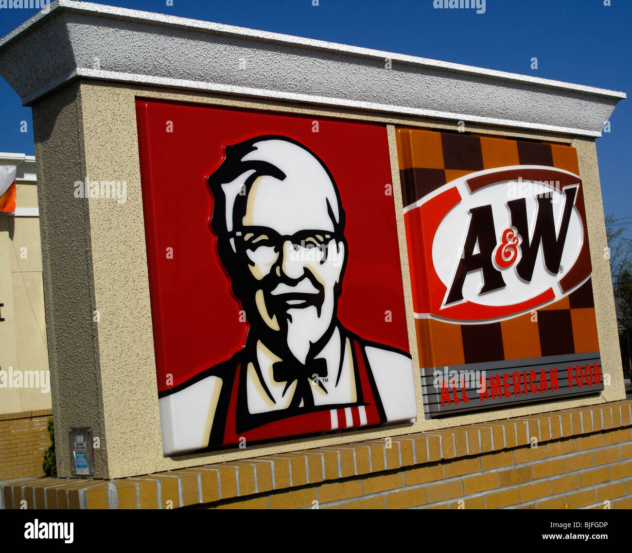 Kfc Advertising High Resolution Stock Photography and Images Alamy