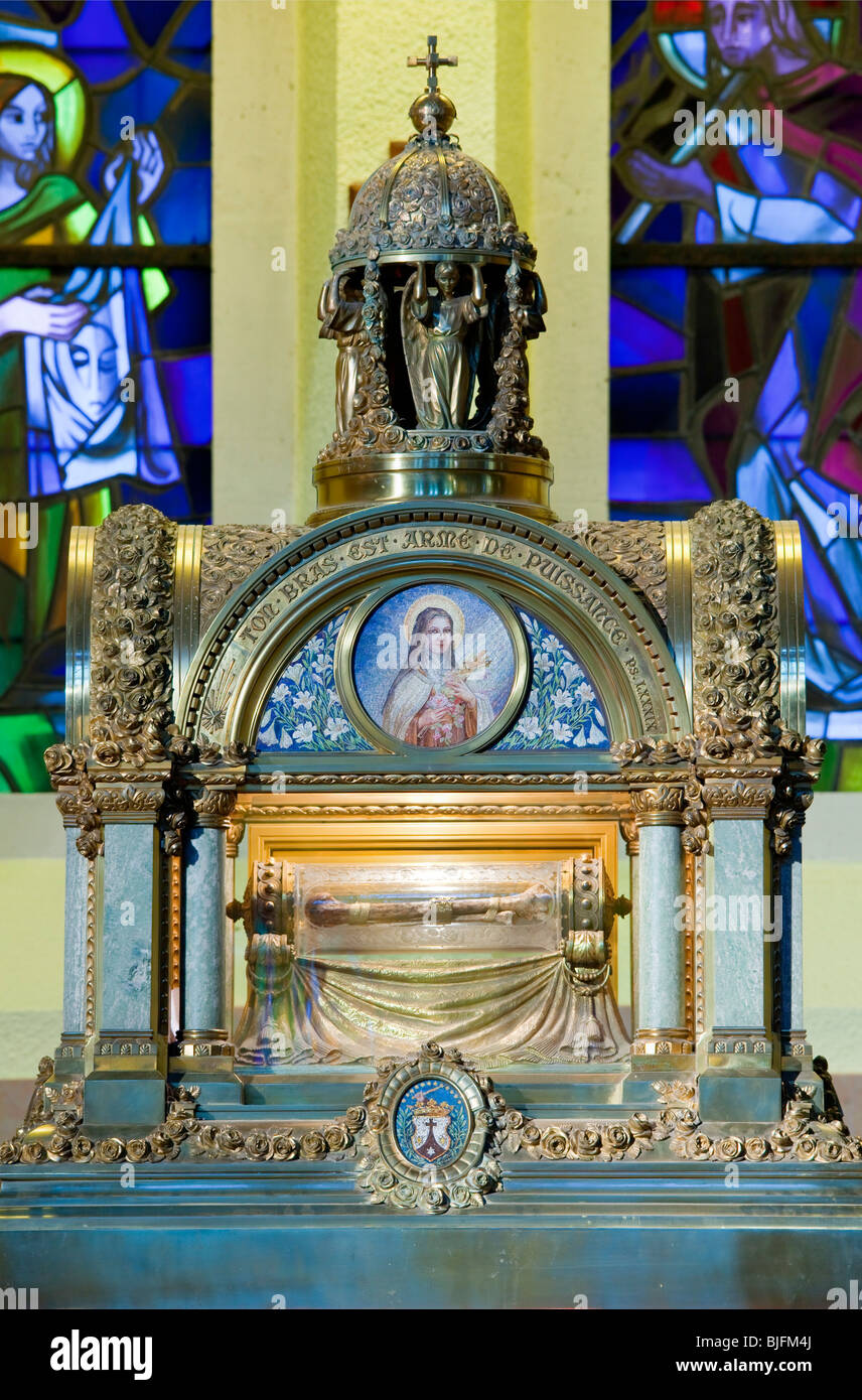Sainte therese of lisieux hi-res stock photography and images - Alamy