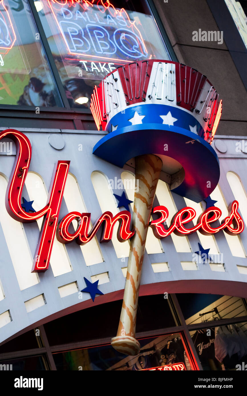 Yankees logo hi-res stock photography and images - Alamy