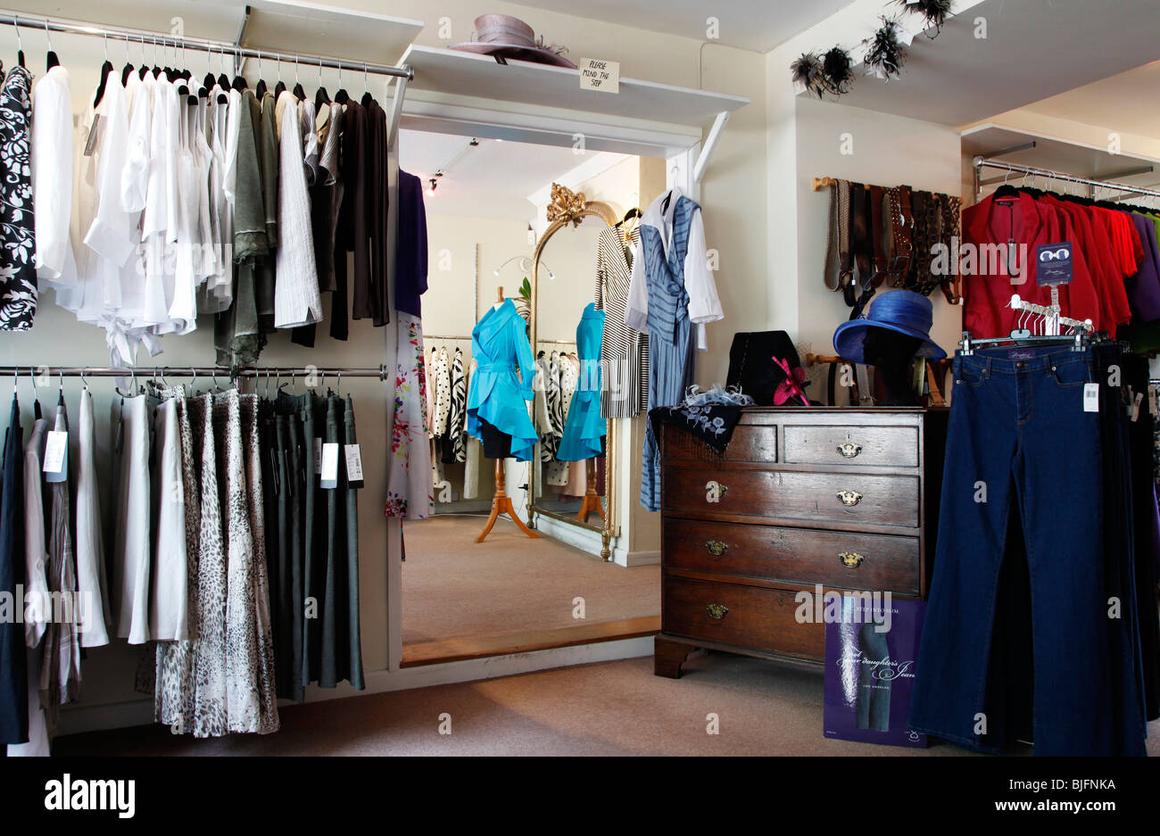 Ladies Shop Interior Design