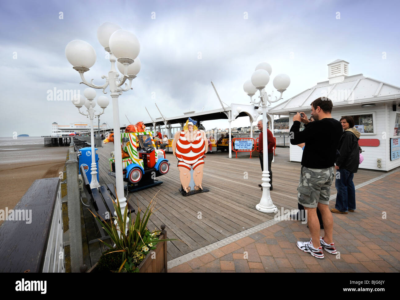 Seaside cut out hi-res stock photography and images - Alamy