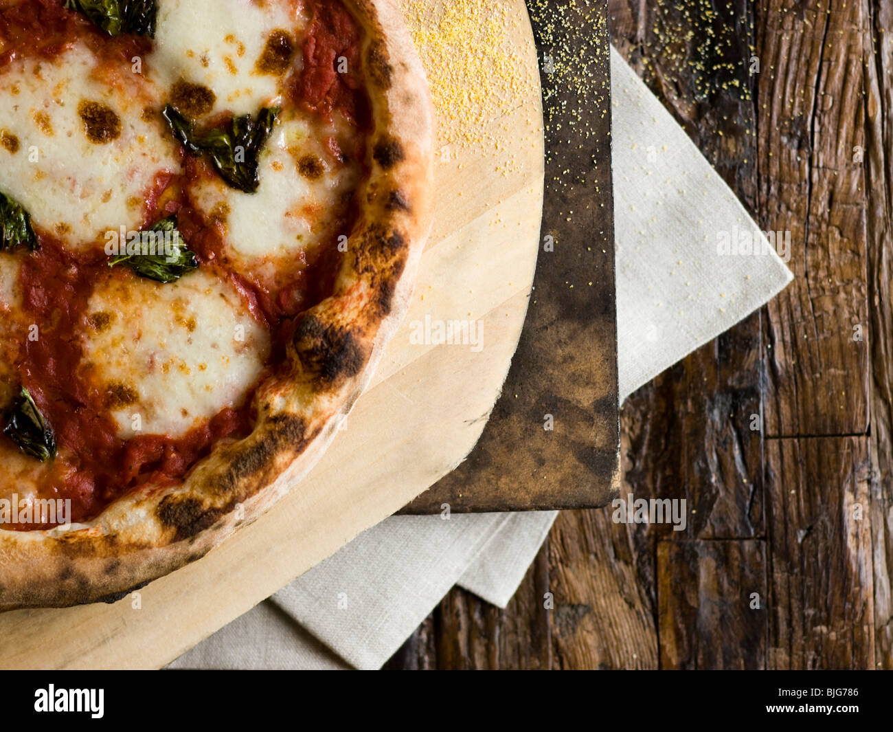 wood-fired cheese pizza Stock Photo