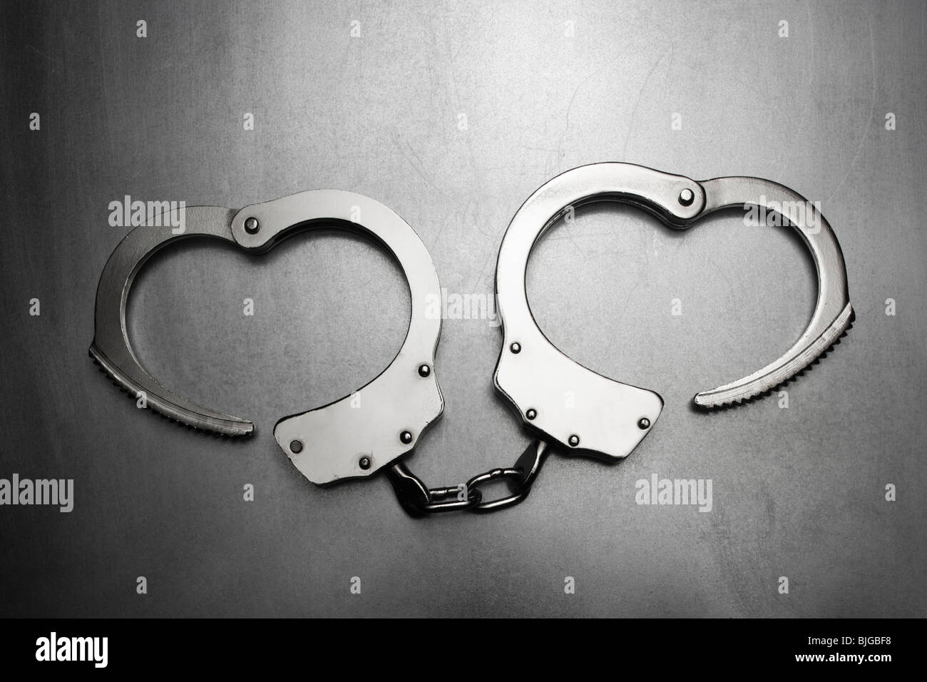 Open handcuffs hires stock photography and images Alamy
