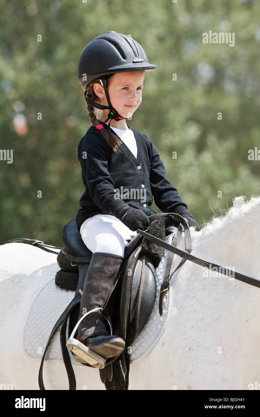 Small horse child hi-res stock photography and images - Alamy