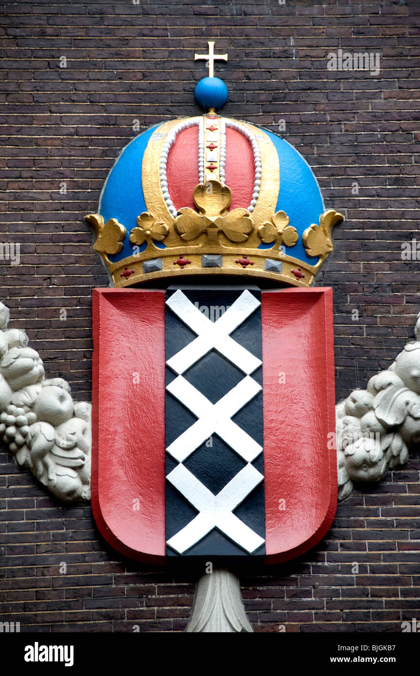 The Amsterdams Historisch Historic Museum is about the history of