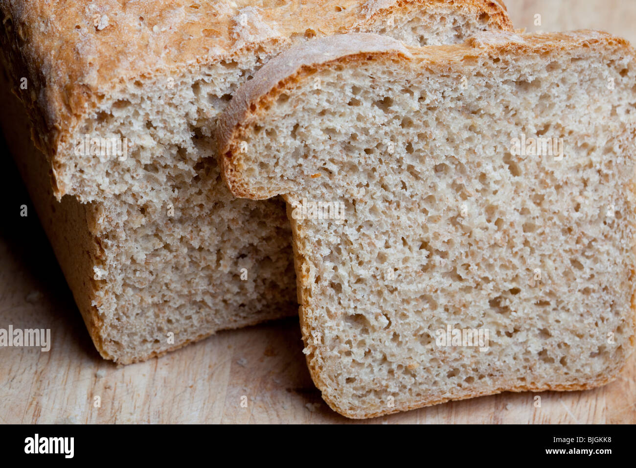 Closeup image of sliced home made bread Stock Photo - Alamy