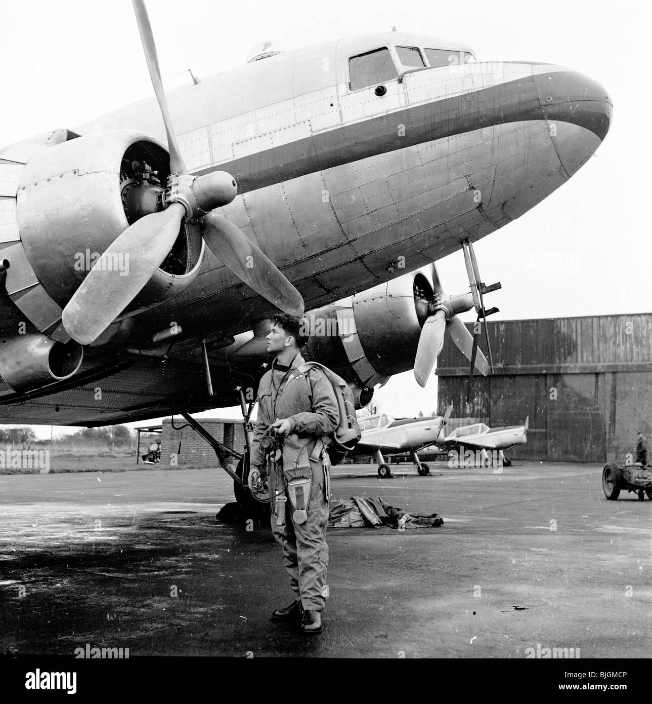 Propeller airplane Black and White Stock Photos & Images Alamy