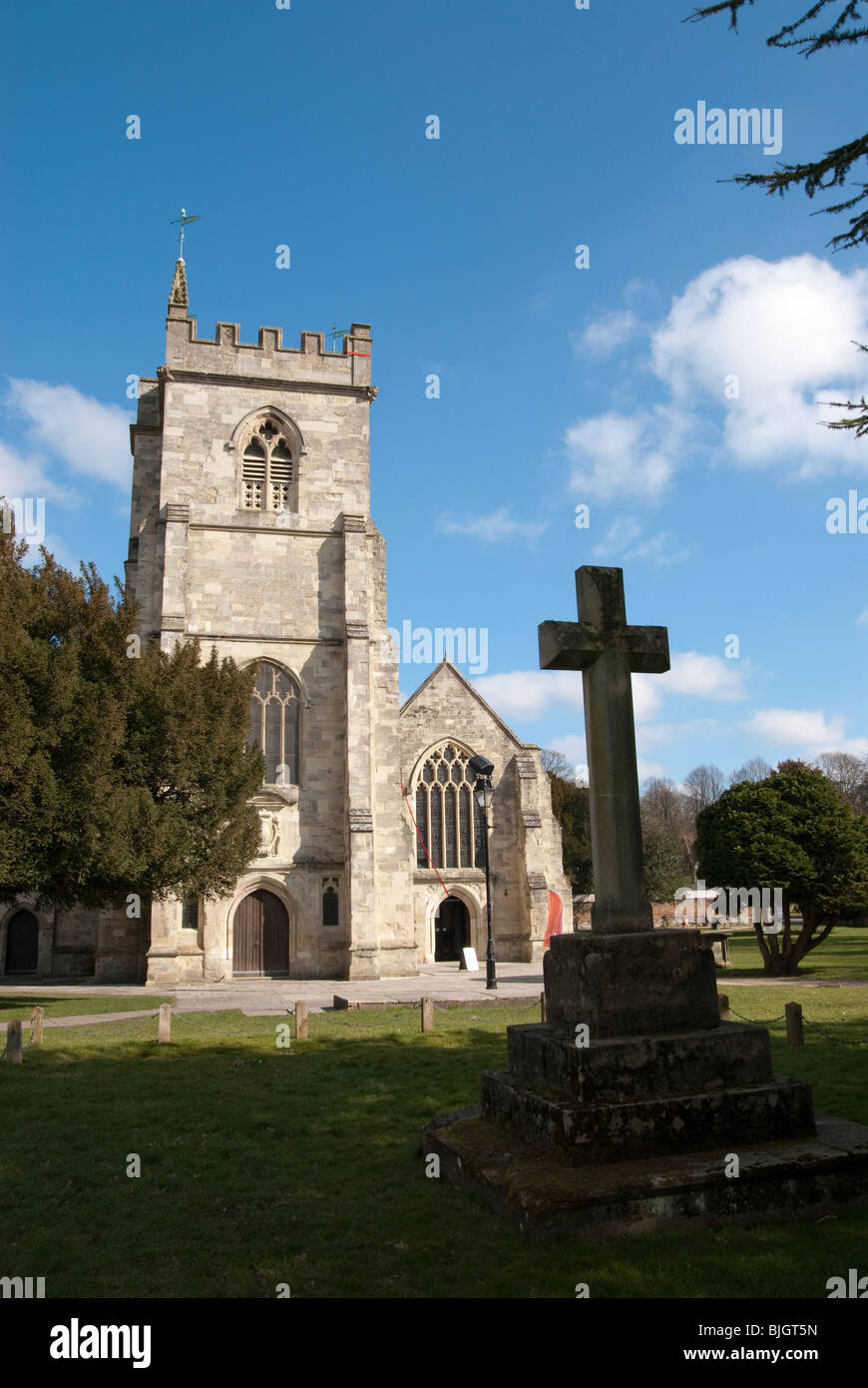 Salisbury Art Centre formally St Edmund's Church Stock Photo Alamy