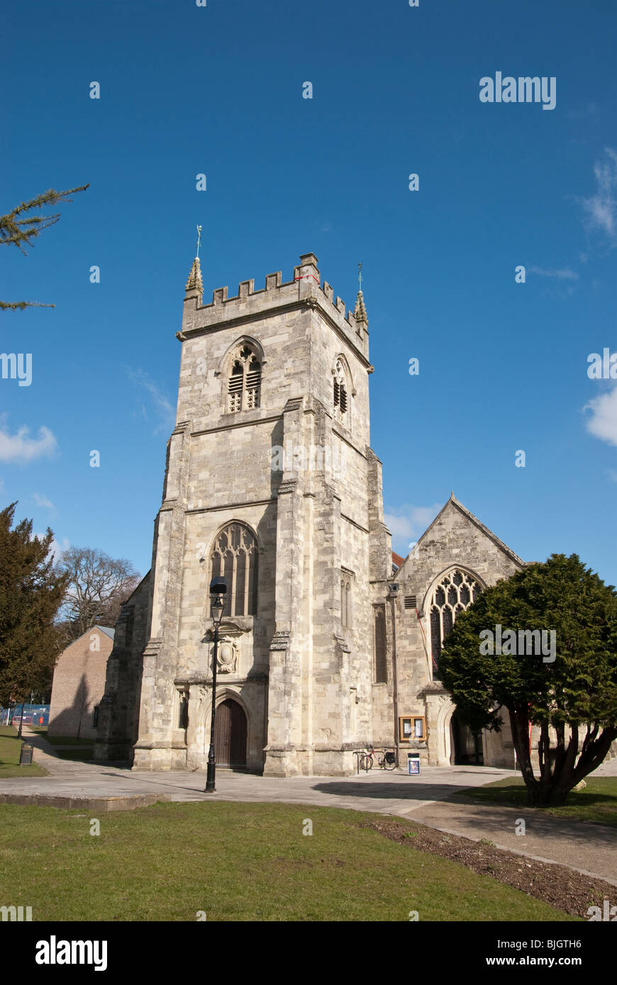 Salisbury Art Centre formally St Edmund's Church Stock Photo Alamy